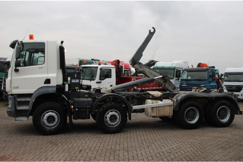 DAF CF 510 + 8X4 + SPRING SUSPENSION + MANUAL + EURO 6 - Camion ampliroll: photos 3 DAF CF 510 + 8X4 + SPRING SUSPENSION + MANUAL + EURO 6 - Camion ampliroll: photos 3