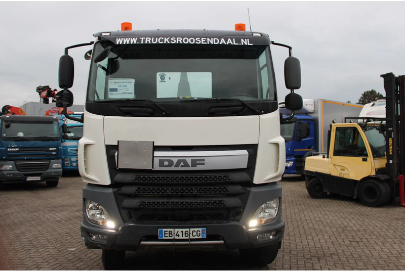 DAF CF 510 + 8X4 + SPRING SUSPENSION + MANUAL + EURO 6 - Camion ampliroll: photos 5 DAF CF 510 + 8X4 + SPRING SUSPENSION + MANUAL + EURO 6 - Camion ampliroll: photos 5