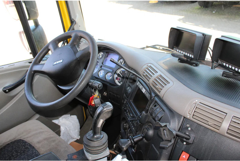 Benne à ordures ménagères DAF CF 75 .310 + 6X2 STEERING: photos 8