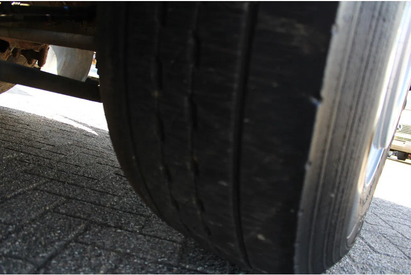 Benne à ordures ménagères DAF CF 75 .310 + 6X2 STEERING: photos 20