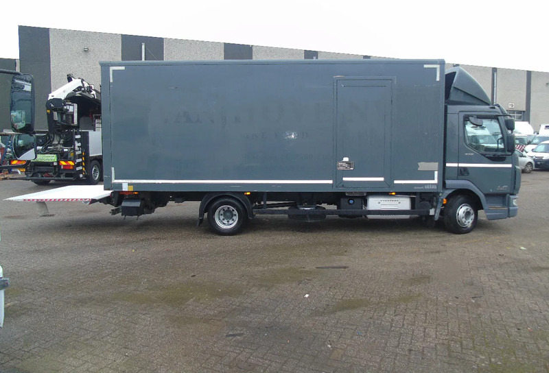 DAF LF 220 + euro 6 + lift + 12T - Camion fourgon: photos 5 DAF LF 220 + euro 6 + lift + 12T - Camion fourgon: photos 5