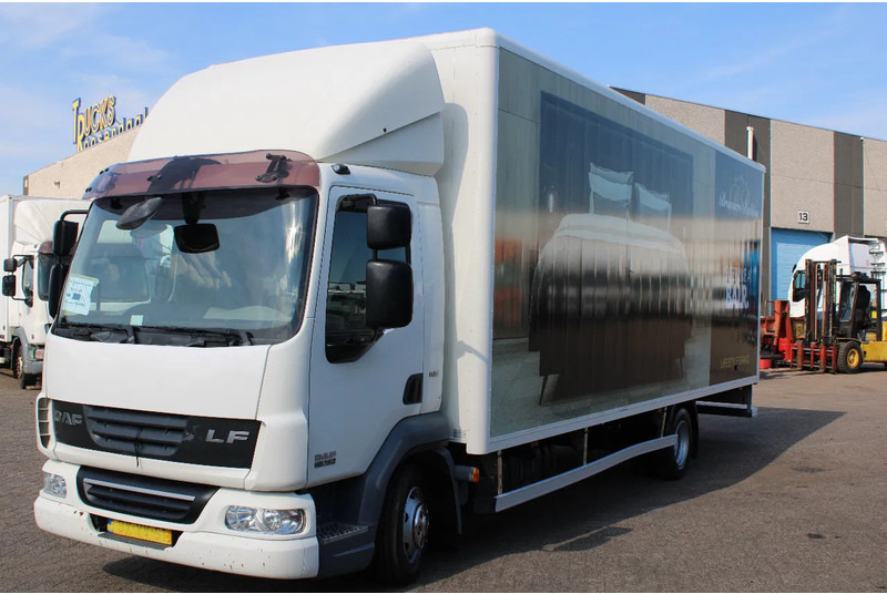 DAF LF 45 .160 + EURO 5 + 7.5T - Camion fourgon: photos 2 DAF LF 45 .160 + EURO 5 + 7.5T - Camion fourgon: photos 2