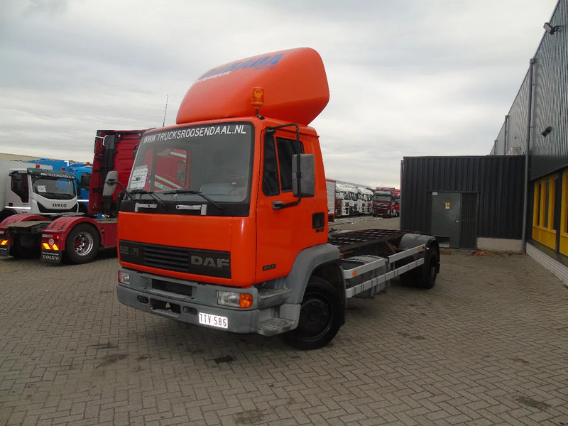 DAF LF 55.160 + EURO 2 + MANUAL + 12T - Châssis cabine: photos 2 DAF LF 55.160 + EURO 2 + MANUAL + 12T - Châssis cabine: photos 2