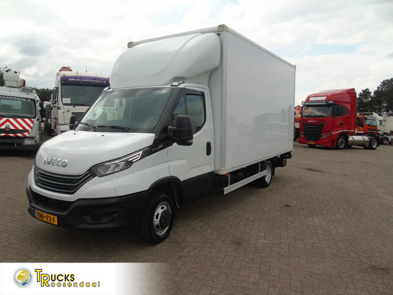 Iveco Daily 40 C18 + LIFT - Fourgon grand volume: photos 1 Iveco Daily 40 C18 + LIFT - Fourgon grand volume: photos 1
