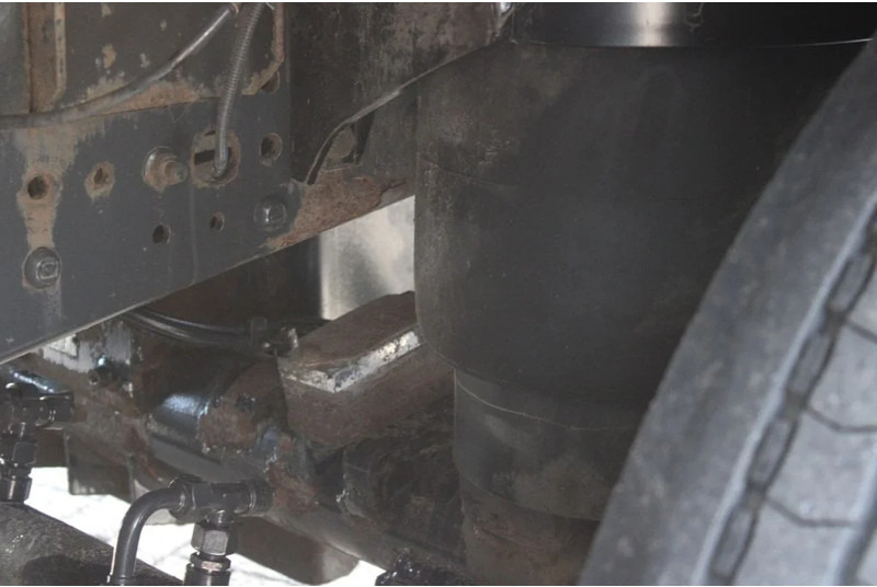 Camion frigorifique Iveco Stralis 310 + 6X2 EURO 5 + CARRIER + LIFT: photos 14 Camion frigorifique Iveco Stralis 310 + 6X2 EURO 5 + CARRIER + LIFT: photos 14