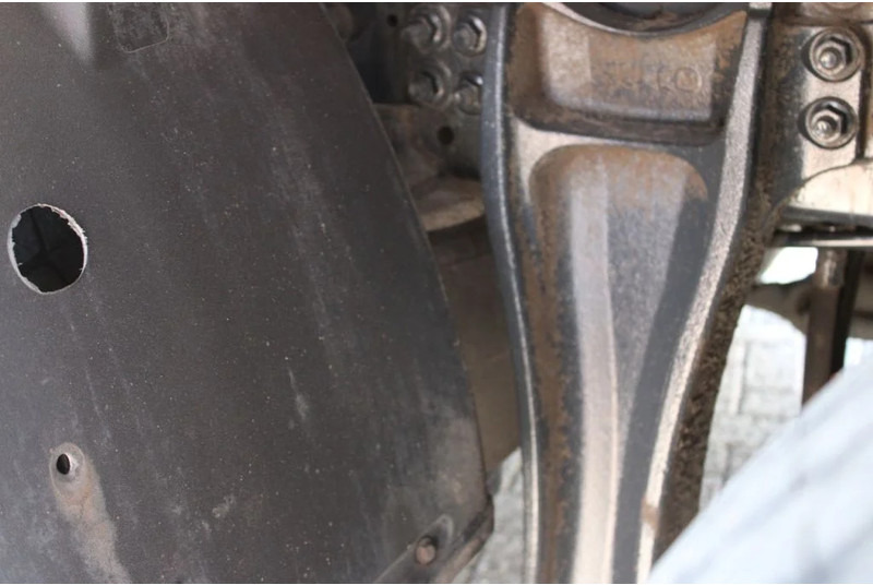 Camion frigorifique Iveco Stralis 310 + 6X2 EURO 5 + CARRIER + LIFT: photos 17 Camion frigorifique Iveco Stralis 310 + 6X2 EURO 5 + CARRIER + LIFT: photos 17