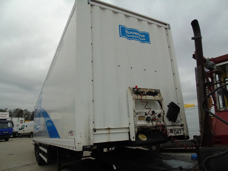 Krone 3xAXLE SAF - Semi-remorque fourgon: photos 3 Krone 3xAXLE SAF - Semi-remorque fourgon: photos 3