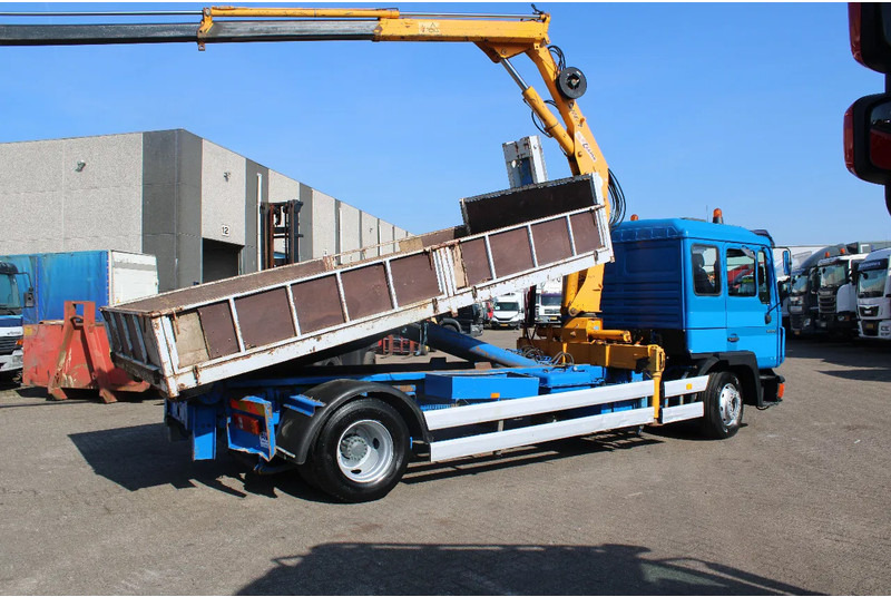MAN 15 .232 + CRANE COPMA + HOOKSYSTEM + CONTAINER + MANUAL + 7P - Camion ampliroll, Camion grue: photos 5 MAN 15 .232 + CRANE COPMA + HOOKSYSTEM + CONTAINER + MANUAL + 7P - Camion ampliroll, Camion grue: photos 5