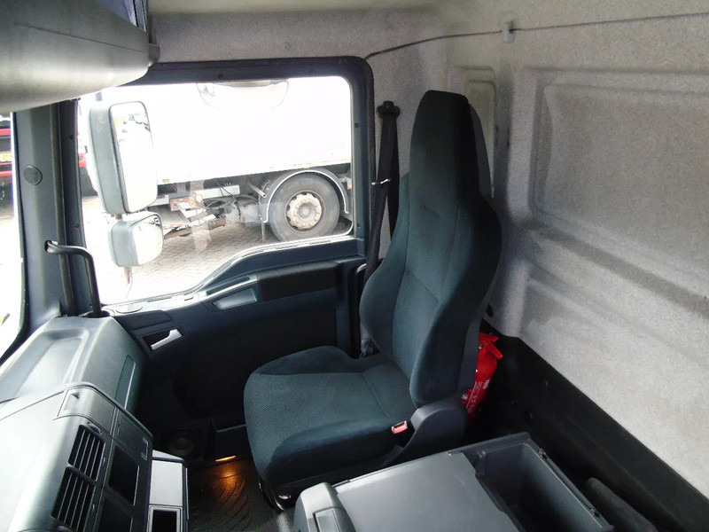 Camion fourgon MAN TGL 12.250 + EURO 5 + LIFT: photos 7 Camion fourgon MAN TGL 12.250 + EURO 5 + LIFT: photos 7