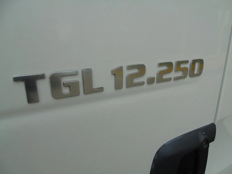 Camion fourgon MAN TGL 12.250 + EURO 5 + LIFT: photos 10 Camion fourgon MAN TGL 12.250 + EURO 5 + LIFT: photos 10