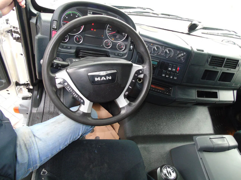 Camion fourgon MAN TGL 12.250 + EURO 5 + LIFT: photos 11 Camion fourgon MAN TGL 12.250 + EURO 5 + LIFT: photos 11