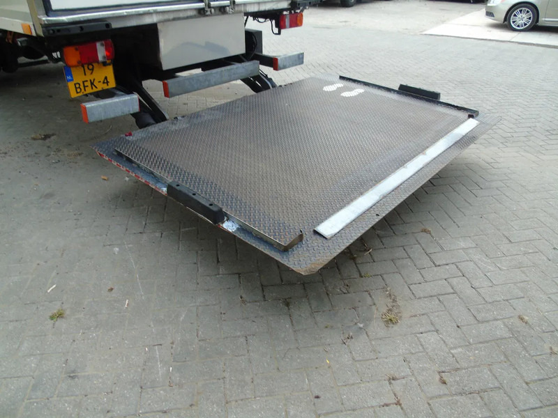 Camion fourgon MAN TGM 12.250 + EURO 6 + LIFT: photos 15