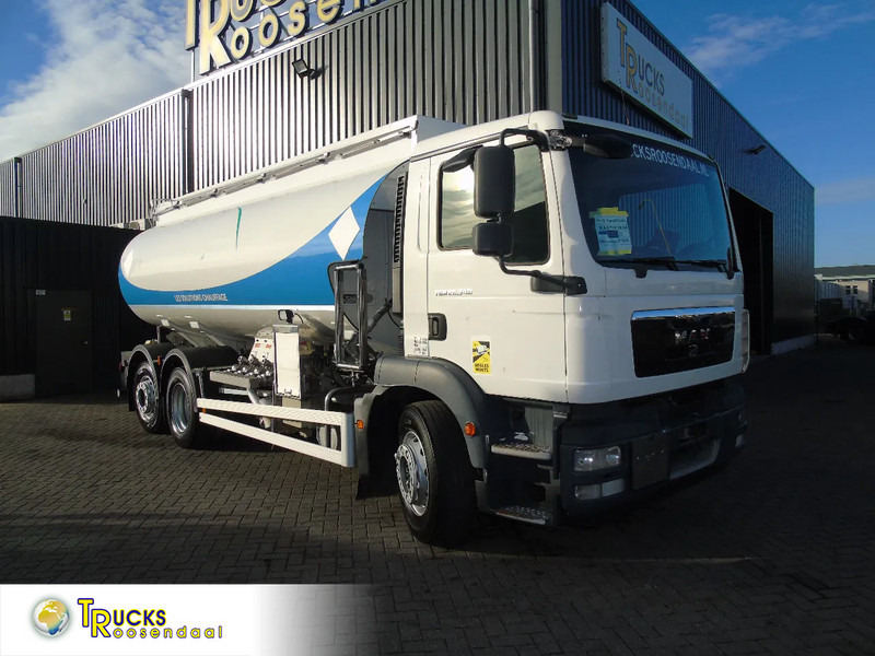 MAN TGM 26.340 + 19.000 LITER + 4COMP + 6X2 - Camion citerne: photos 1 MAN TGM 26.340 + 19.000 LITER + 4COMP + 6X2 - Camion citerne: photos 1