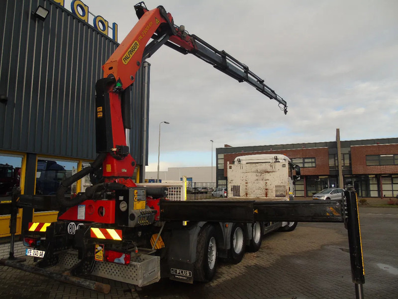 MAN TGS 35.460 + 8X4 TRIDEM + PALFINGER 23001EH + EURO 6 + REMOTE - Camion grue: photos 3 MAN TGS 35.460 + 8X4 TRIDEM + PALFINGER 23001EH + EURO 6 + REMOTE - Camion grue: photos 3