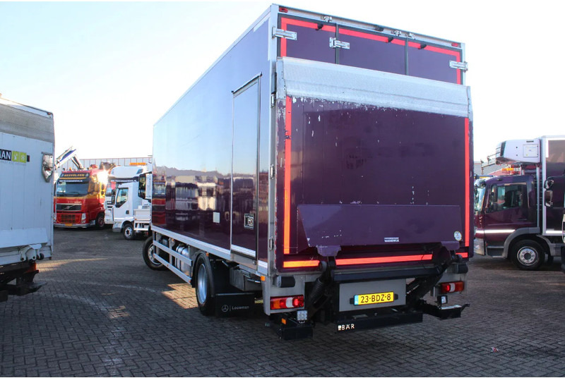 Mercedes-Benz Antos 1824 + euro 6 + frigoblock + 191.415km - Camion frigorifique: photos 5 Mercedes-Benz Antos 1824 + euro 6 + frigoblock + 191.415km - Camion frigorifique: photos 5