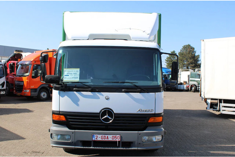 Mercedes-Benz Atego 1223 + euro 2 + lift + MANUAL - Camion fourgon: photos 5 Mercedes-Benz Atego 1223 + euro 2 + lift + MANUAL - Camion fourgon: photos 5