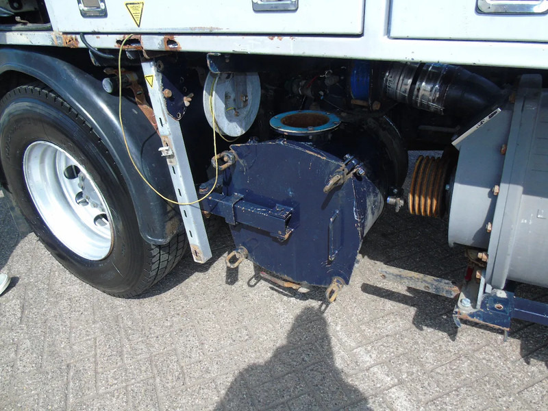 Camion hydrocureur Mercedes-Benz Atego 1923 + 8.800 liter INOX + complete pump/tipper/functional + EURO 2: photos 6