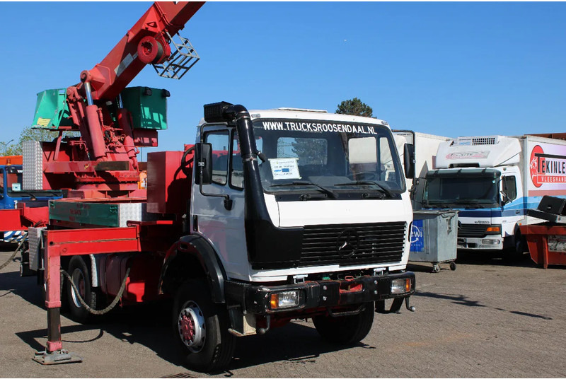 Mercedes-Benz SK 2628 + 6X6 + SPRING + MANUAL + HMK 42TON - Camion grue: photos 4 Mercedes-Benz SK 2628 + 6X6 + SPRING + MANUAL + HMK 42TON - Camion grue: photos 4