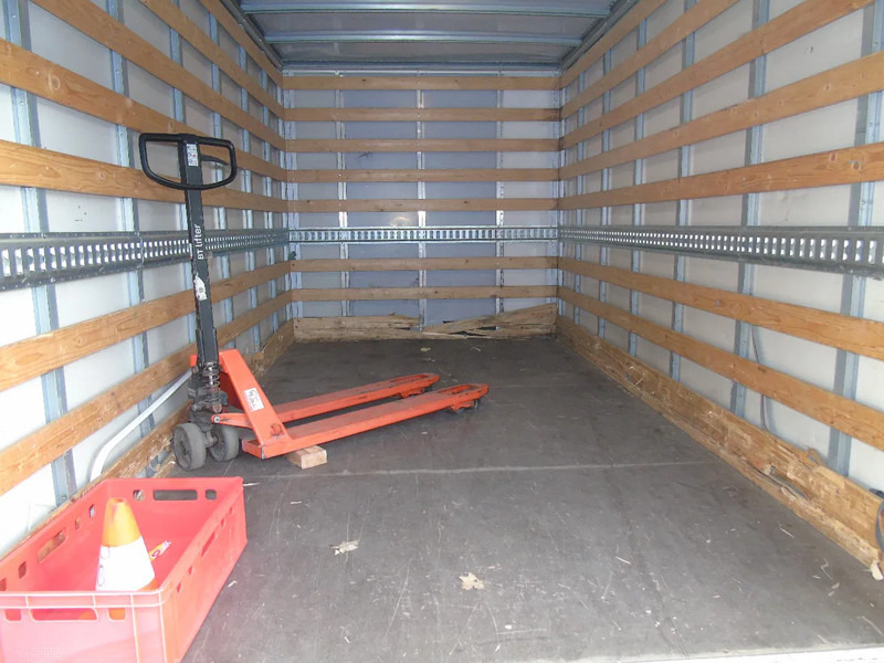 Mercedes-Benz Sprinter 314 + lift - Fourgon grand volume: photos 4 Mercedes-Benz Sprinter 314 + lift - Fourgon grand volume: photos 4