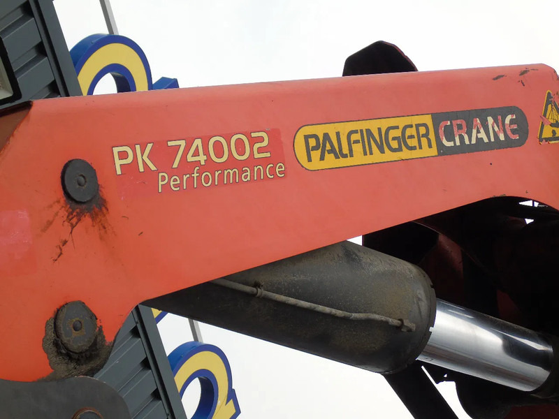 Scania G480 8x4 + palfinger crane PK74002 6x extension + JIB 4x extension - Camion grue: photos 5 Scania G480 8x4 + palfinger crane PK74002 6x extension + JIB 4x extension - Camion grue: photos 5