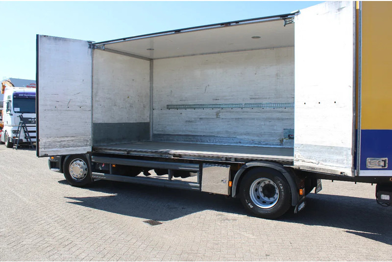 Scania P 230 + LIFT - Camion fourgon: photos 4 Scania P 230 + LIFT - Camion fourgon: photos 4
