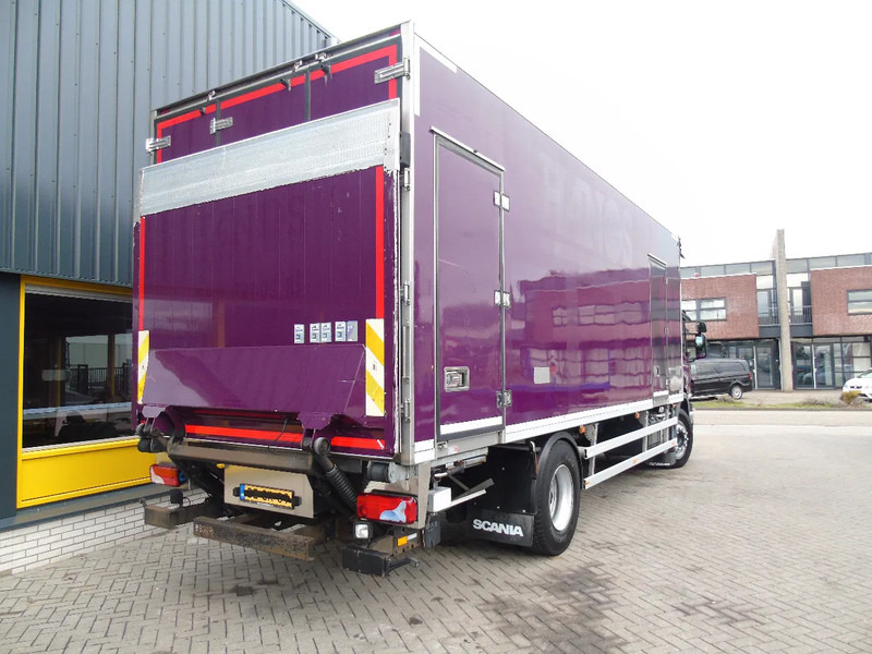 Scania P230 + CARRIER + 150.693KM!! + LIFT + EURO 5 - Camion frigorifique: photos 4 Scania P230 + CARRIER + 150.693KM!! + LIFT + EURO 5 - Camion frigorifique: photos 4