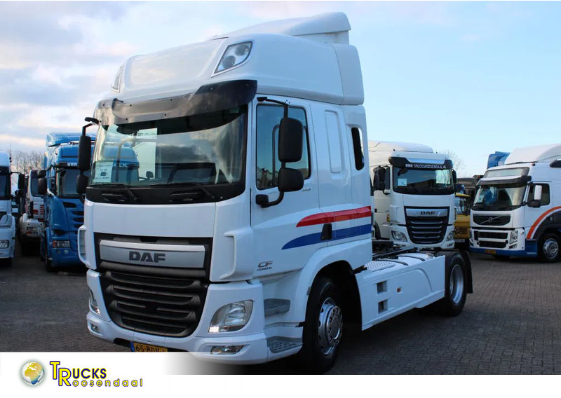 DAF CF 440 + EURO 6 - Tracteur routier: photos 1 DAF CF 440 + EURO 6 - Tracteur routier: photos 1
