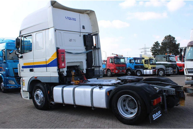 DAF XF 105.460 + euro 5 + ssc + RETARDER - Tracteur routier: photos 3 DAF XF 105.460 + euro 5 + ssc + RETARDER - Tracteur routier: photos 3