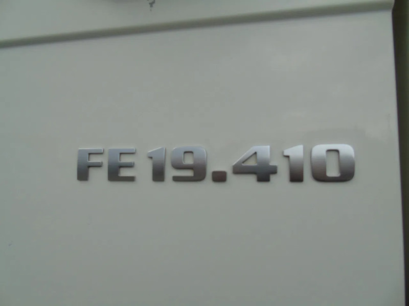 MAN FE 19.414 + MANUAL + 4X4 +EURO 2 !!!!!!!!!!! - Tracteur routier: photos 5 MAN FE 19.414 + MANUAL + 4X4 +EURO 2 !!!!!!!!!!! - Tracteur routier: photos 5