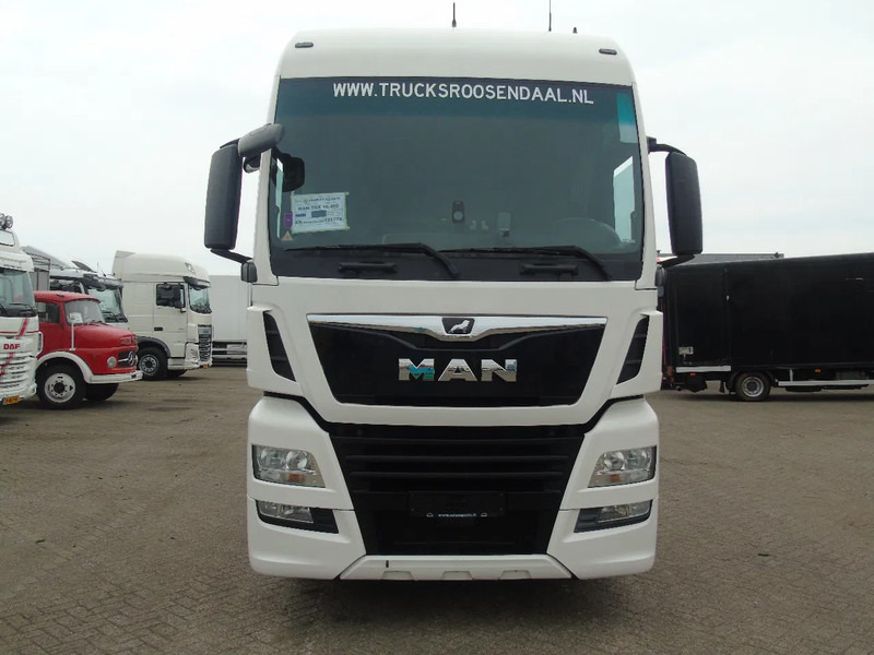 MAN TGX 18.460 + euro 6 + 6x in stock - Tracteur routier: photos 3 MAN TGX 18.460 + euro 6 + 6x in stock - Tracteur routier: photos 3