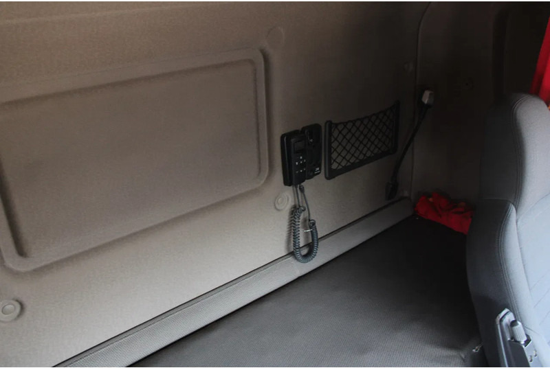 Tracteur routier Scania R 520 + V8 + PTO + SPECIAL EDITION: photos 12 Tracteur routier Scania R 520 + V8 + PTO + SPECIAL EDITION: photos 12