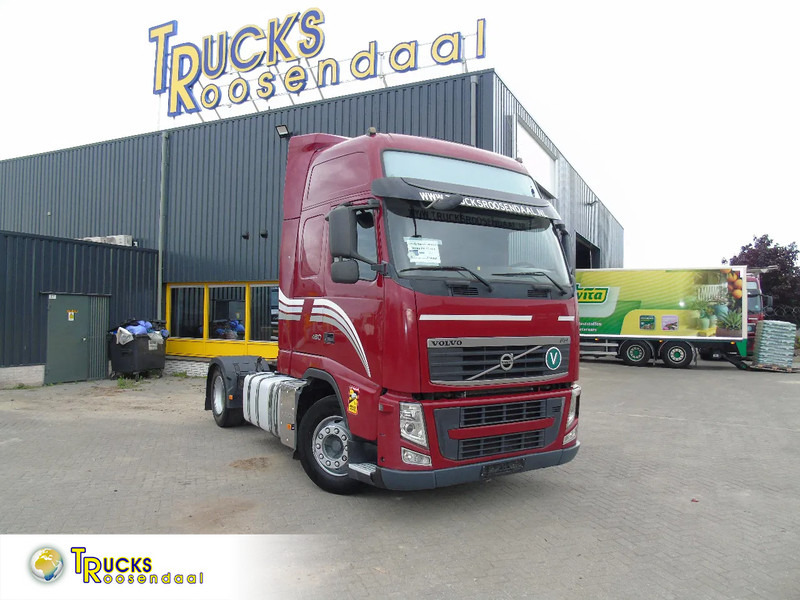 Volvo FH 460 + XL CAB + MANUAL + EURO 5 - Tracteur routier: photos 1 Volvo FH 460 + XL CAB + MANUAL + EURO 5 - Tracteur routier: photos 1