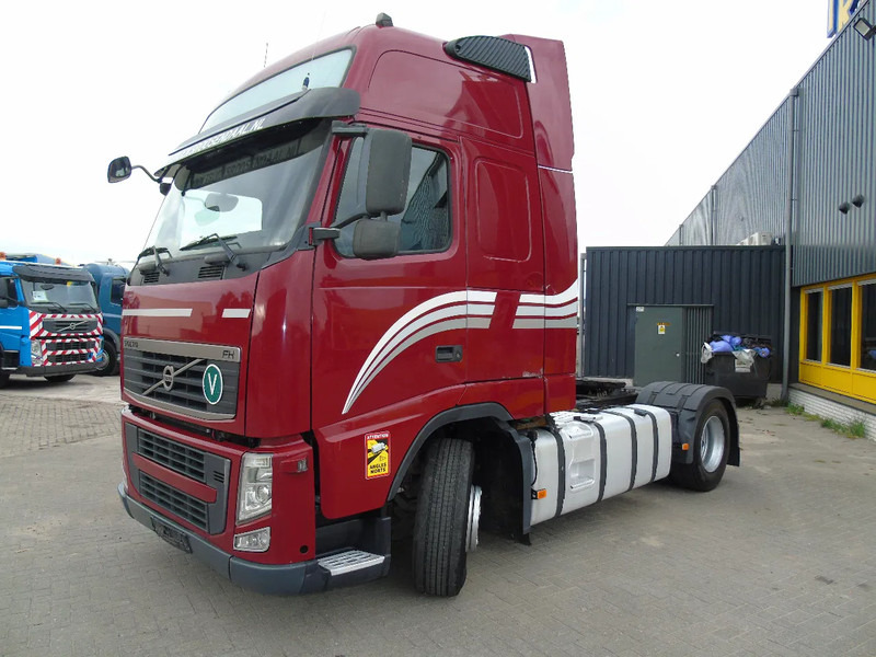 Volvo FH 460 + XL CAB + MANUAL + EURO 5 - Tracteur routier: photos 3 Volvo FH 460 + XL CAB + MANUAL + EURO 5 - Tracteur routier: photos 3