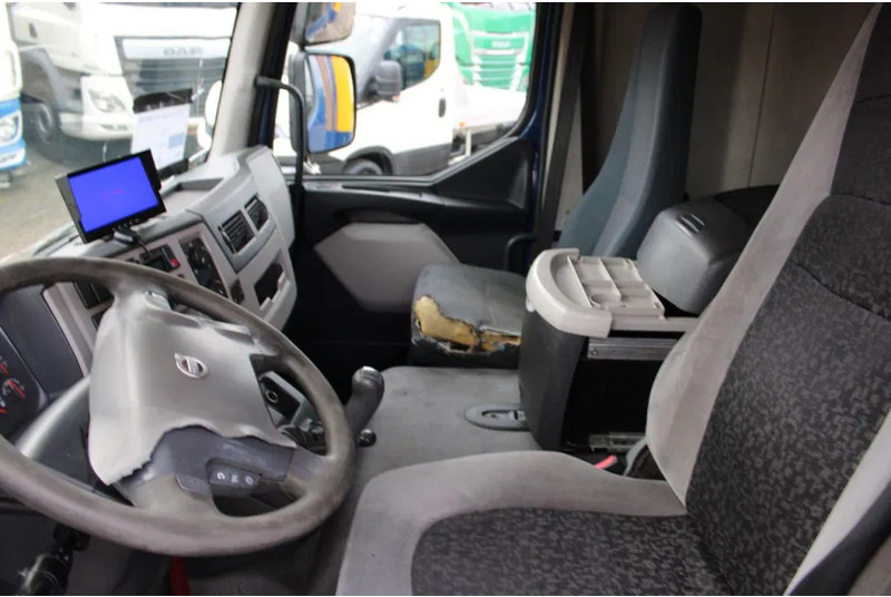 Camion fourgon Volvo FL 12 .280 + EURO 5: photos 20 Camion fourgon Volvo FL 12 .280 + EURO 5: photos 20