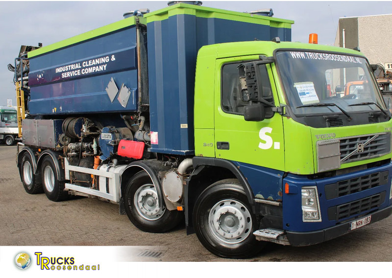 Volvo FM 12.340 + ADR + stokota 14.000L + manual - Camion hydrocureur: photos 1 Volvo FM 12.340 + ADR + stokota 14.000L + manual - Camion hydrocureur: photos 1