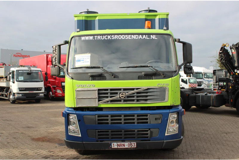 Volvo FM 12.340 + ADR + stokota 14.000L + manual - Camion hydrocureur: photos 2 Volvo FM 12.340 + ADR + stokota 14.000L + manual - Camion hydrocureur: photos 2