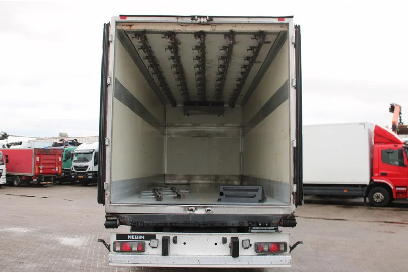 Camion frigorifique Volvo FMX 370 + EURO 5 + CARRIER + meat + 6x2 + atp: photos 6 Camion frigorifique Volvo FMX 370 + EURO 5 + CARRIER + meat + 6x2 + atp: photos 6