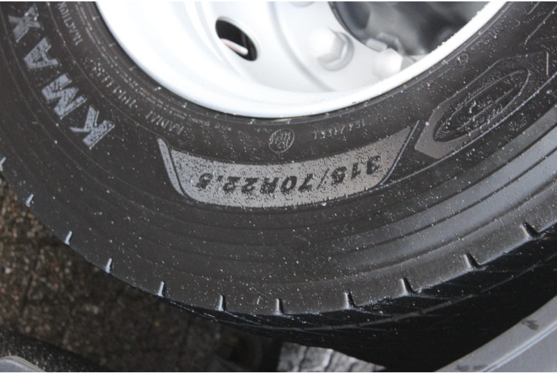 Camion frigorifique Volvo FMX 370 + EURO 5 + CARRIER + meat + 6x2 + atp: photos 18 Camion frigorifique Volvo FMX 370 + EURO 5 + CARRIER + meat + 6x2 + atp: photos 18