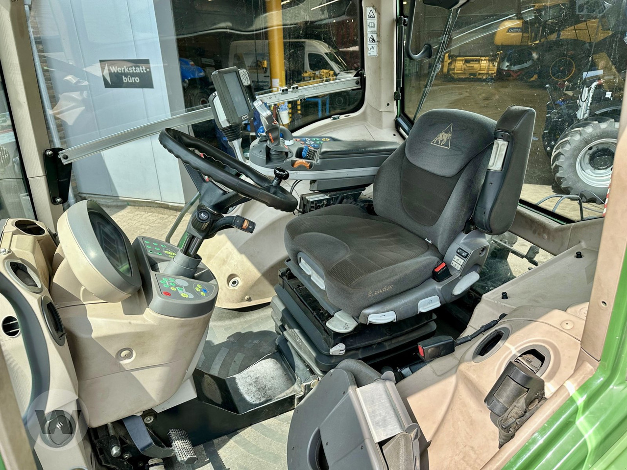Tracteur agricole Fendt 828 Vario Profi: photos 19
