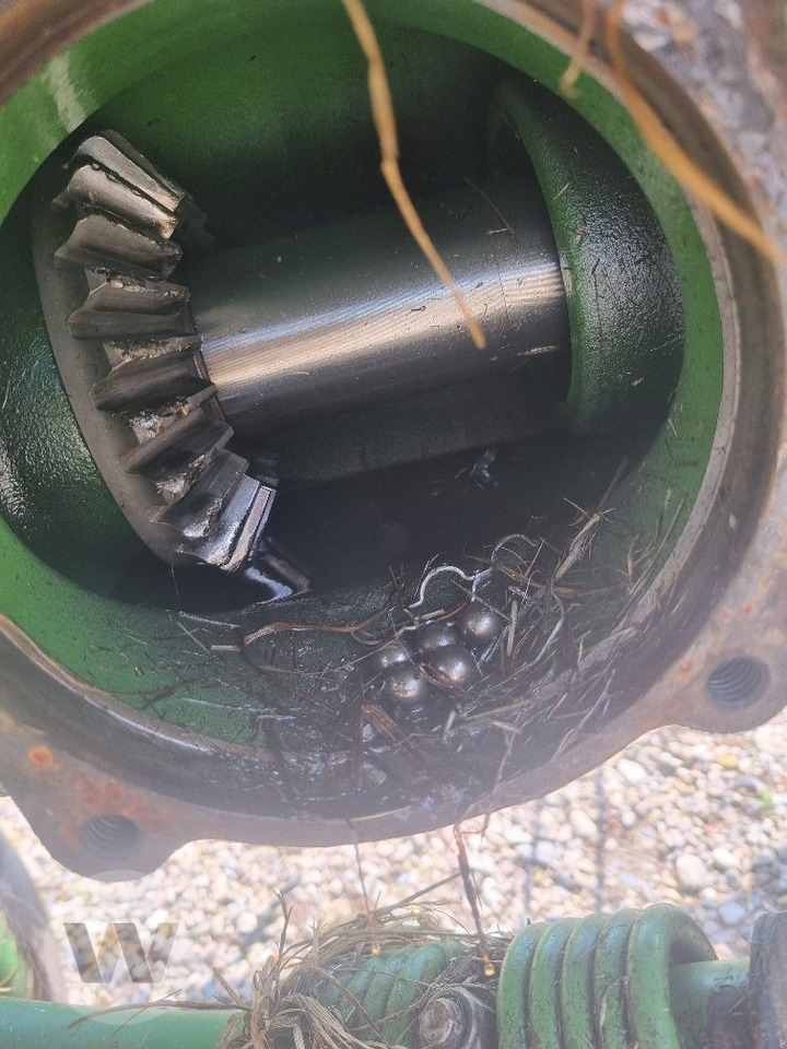 Krone KW 8.82/8 - Faneuse: photos 2 Krone KW 8.82/8 - Faneuse: photos 2