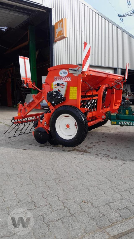 Maschio Nina 30 - Semoir: photos 2 Maschio Nina 30 - Semoir: photos 2