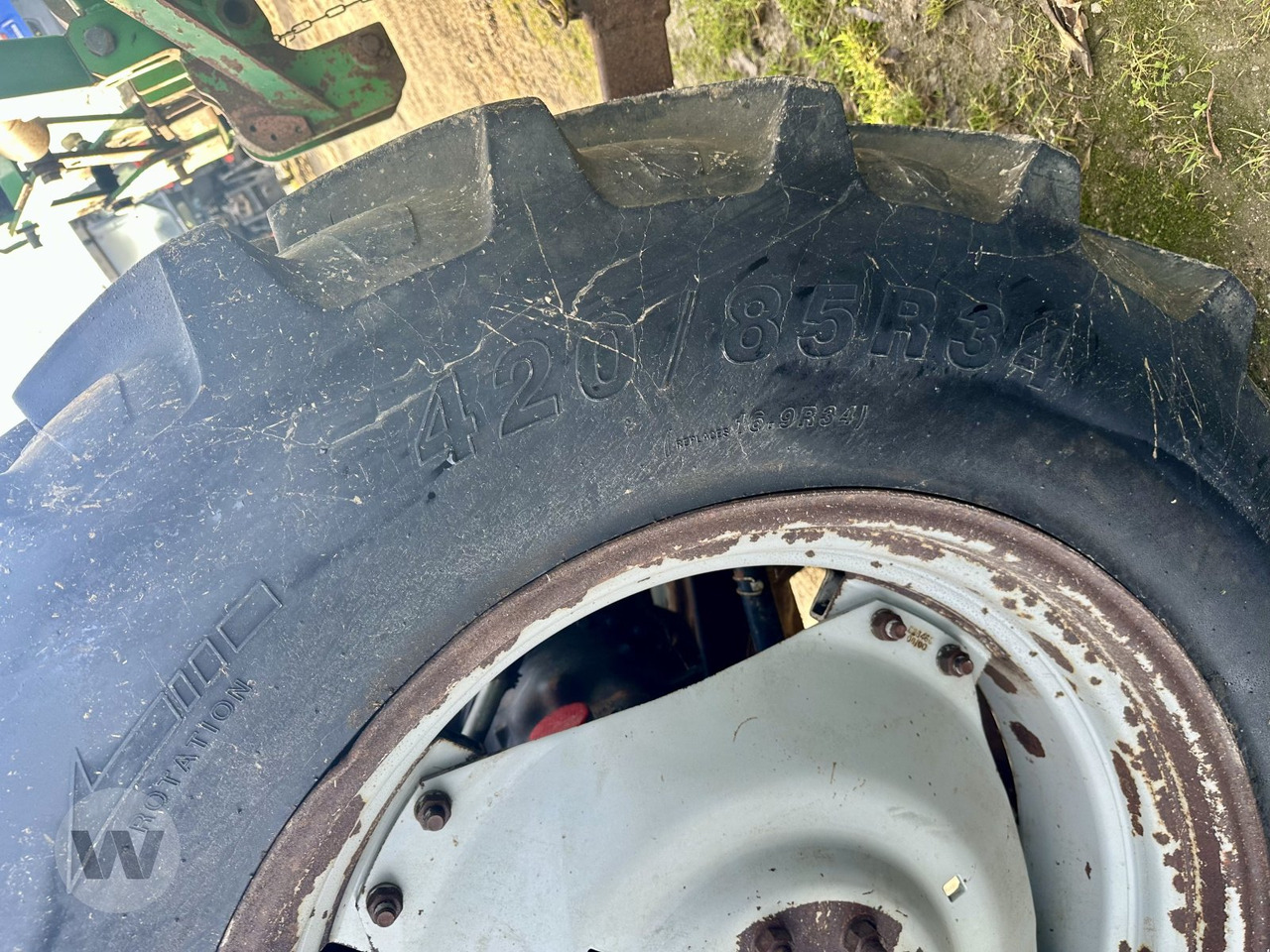 Massey Ferguson 4235 - Tracteur agricole: photos 5 Massey Ferguson 4235 - Tracteur agricole: photos 5