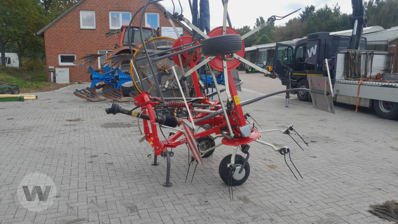 Massey Ferguson TD 524 DN - Faneuse: photos 5 Massey Ferguson TD 524 DN - Faneuse: photos 5