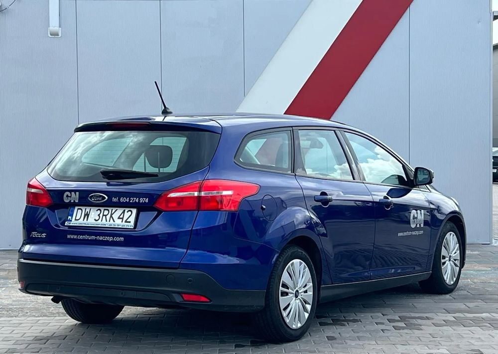 Ford Focus 1.5 TDCi Trend - Voiture: photos 3 Ford Focus 1.5 TDCi Trend - Voiture: photos 3