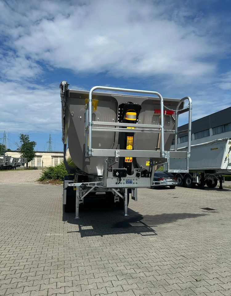 Zaslaw NOWY MODEL, CAŁA HARDOX 500 24/27m3 - Semi-remorque benne: photos 5 Zaslaw NOWY MODEL, CAŁA HARDOX 500 24/27m3 - Semi-remorque benne: photos 5