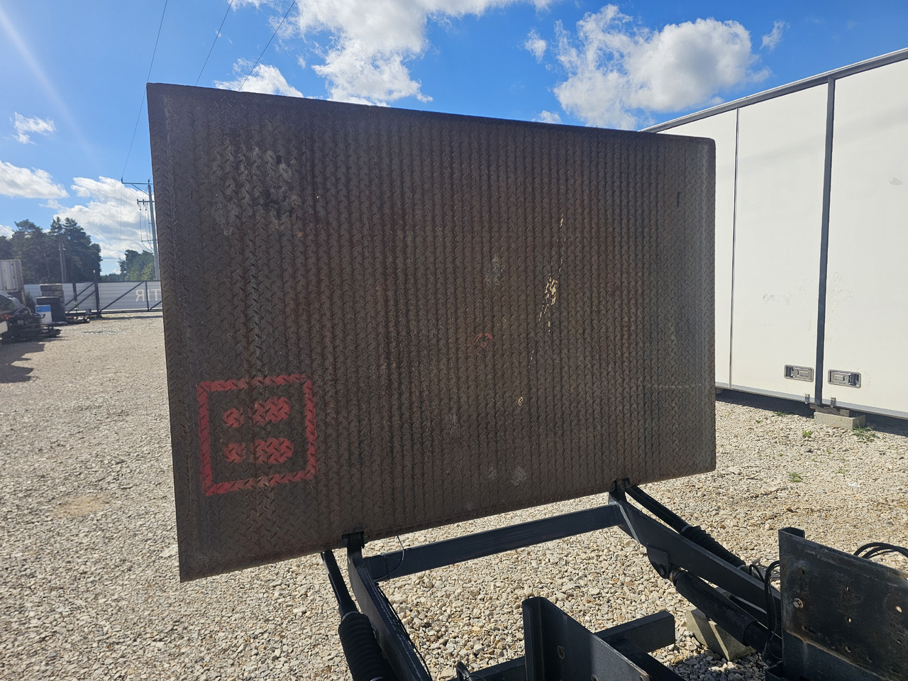 PALFINGER MBB C 2000 L / 2020 / 2000KG - Hayon élévateur: photos 5 PALFINGER MBB C 2000 L / 2020 / 2000KG - Hayon élévateur: photos 5