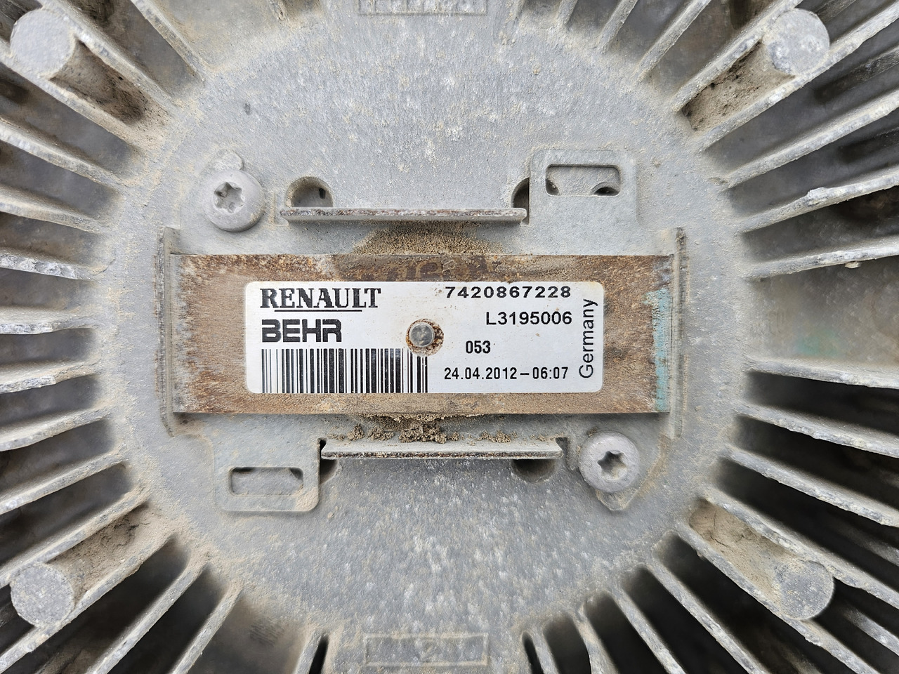 RENAULT PREMIUM MIDLUM DXI / VISCO FAN - Ventilateur: photos 2 RENAULT PREMIUM MIDLUM DXI / VISCO FAN - Ventilateur: photos 2