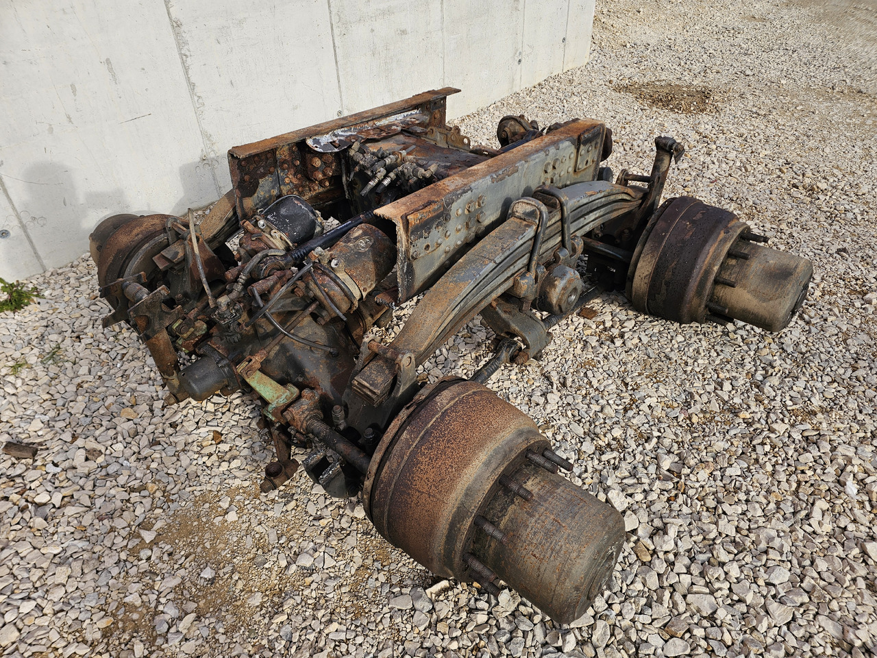SCANIA COMPLETE REAR AXLES SET / RBP735 / RATIO= 3,93 / 6x4 6x6 8x4 8x6 - Essieu arrière: photos 4 SCANIA COMPLETE REAR AXLES SET / RBP735 / RATIO= 3,93 / 6x4 6x6 8x4 8x6 - Essieu arrière: photos 4