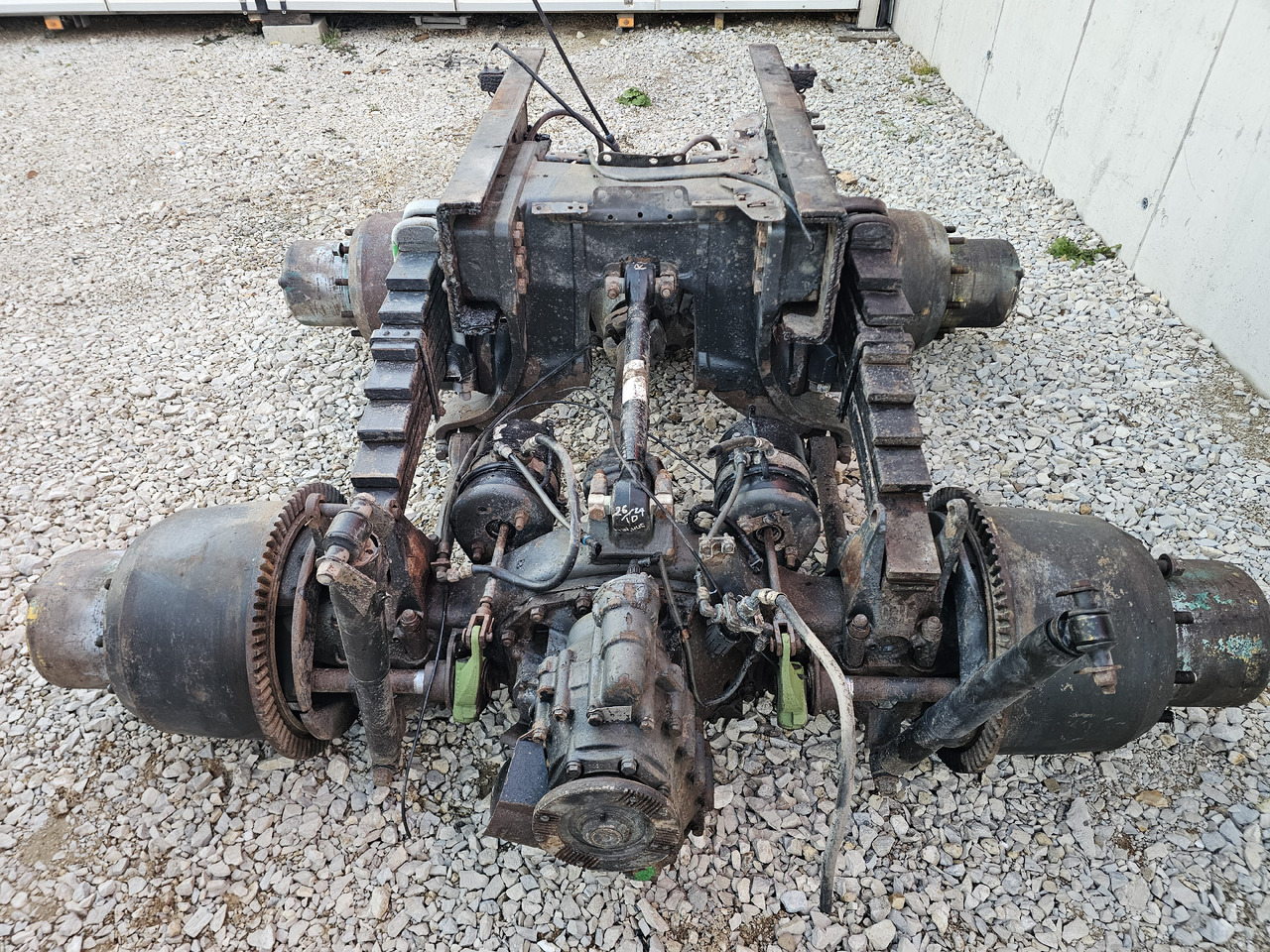SCANIA COMPLETE REAR AXLES SET / RBP835 / RATIO= 5,14 / 6x4 6x6 8x4 8x6 - Essieu arrière: photos 4 SCANIA COMPLETE REAR AXLES SET / RBP835 / RATIO= 5,14 / 6x4 6x6 8x4 8x6 - Essieu arrière: photos 4