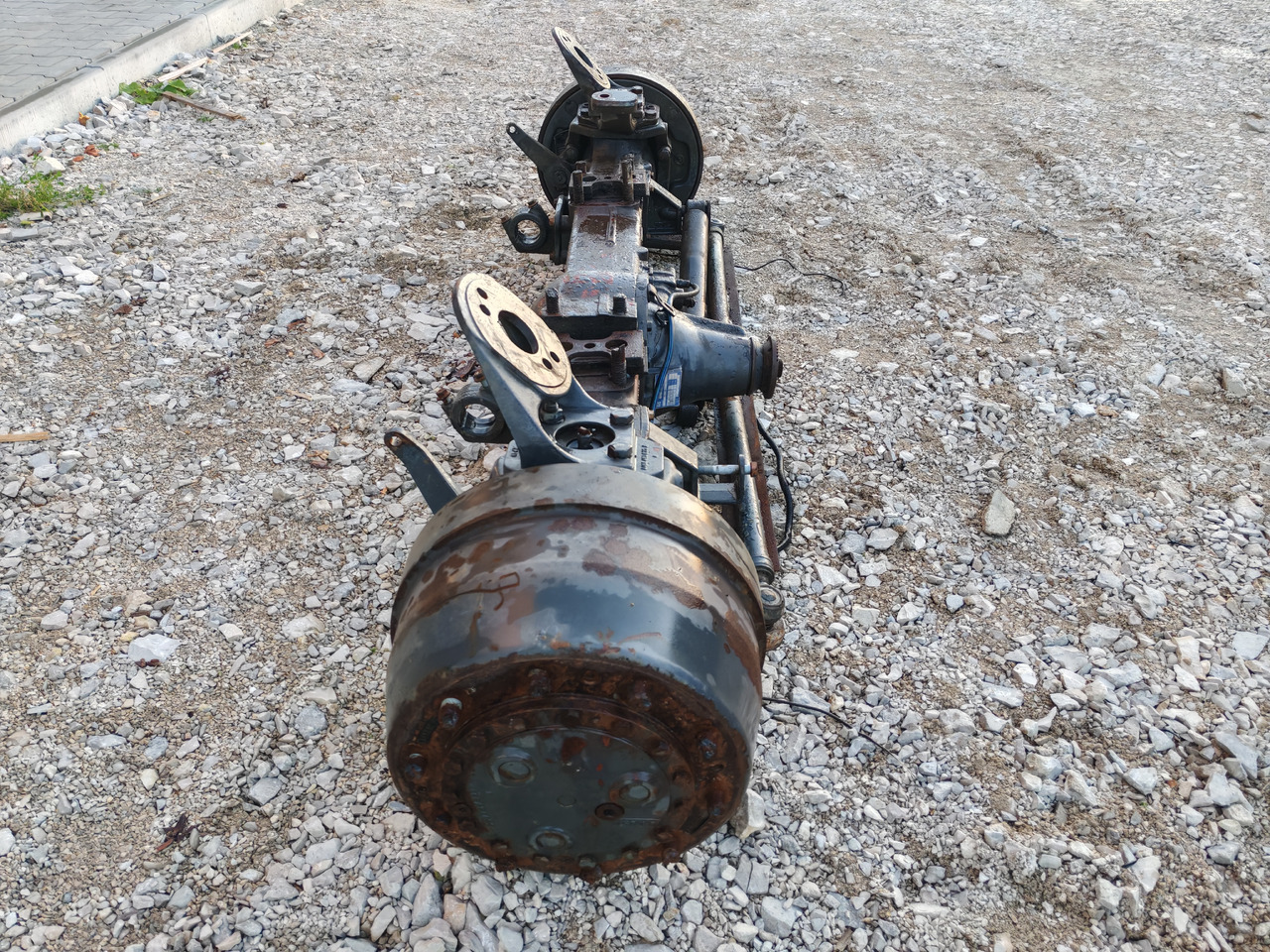 VOLVO FH FM FMX / FRONT DRIVE AXLE 4X4 6X6 / APL-9000 / RATIO: 6.89/2.07 - Essieu avant: photos 3 VOLVO FH FM FMX / FRONT DRIVE AXLE 4X4 6X6 / APL-9000 / RATIO: 6.89/2.07 - Essieu avant: photos 3
